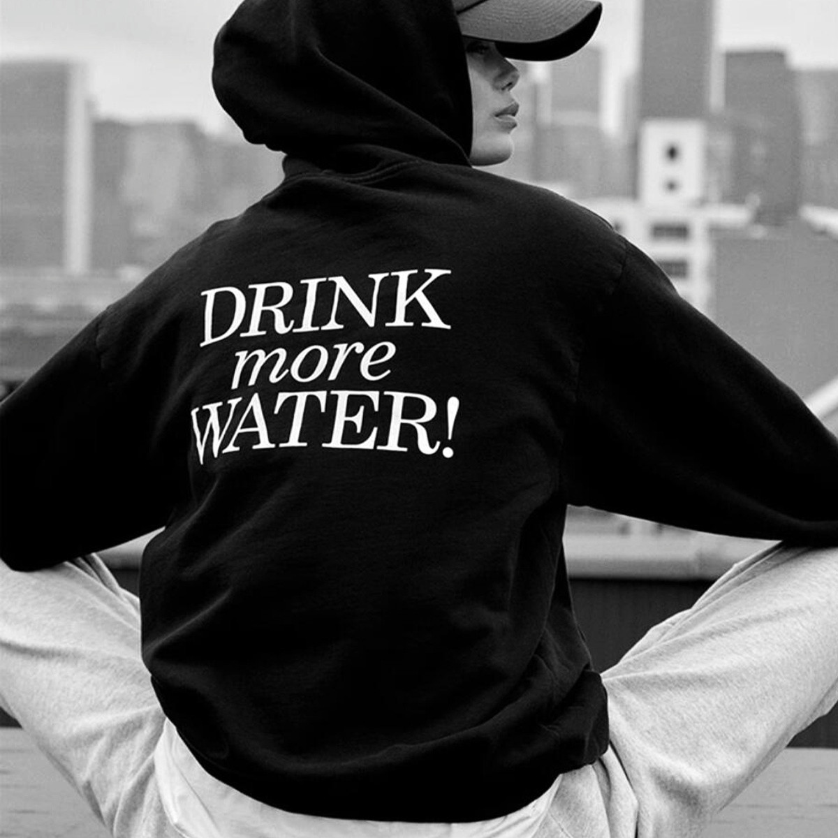 Health Club New York Letters P - مراجعة Street Style New York Fashion وسعره