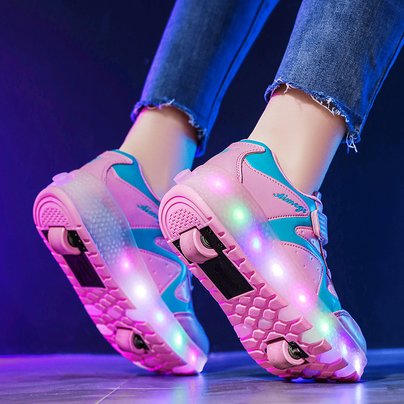 Fashion Luminous Roller Skates - مراجعة Street Fashion Boy وسعره